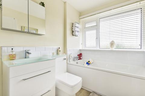 45 Ashburnham Road, Richmond, TW10 7NJ
