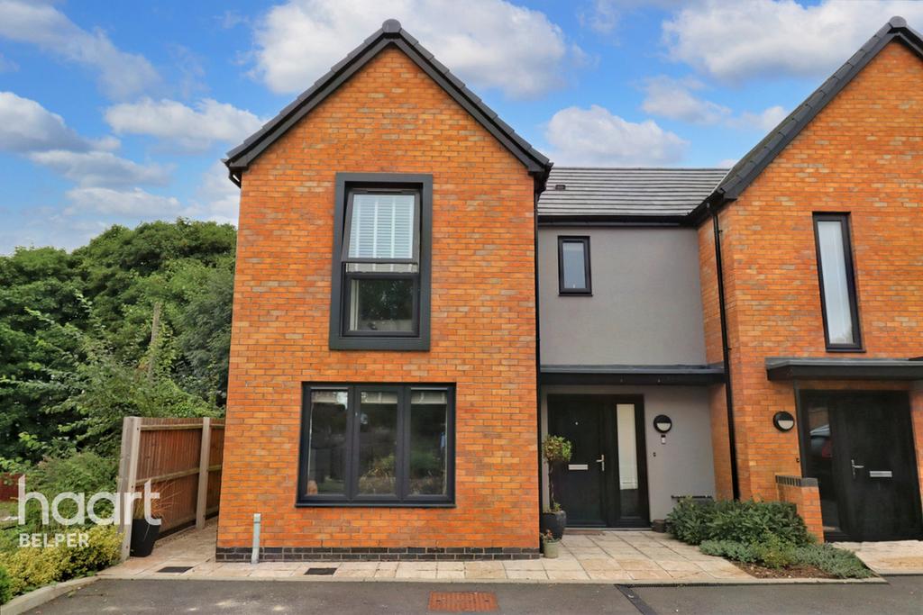 Meadow Bank, Alfreton 3 bed semidetached house for sale £230,000