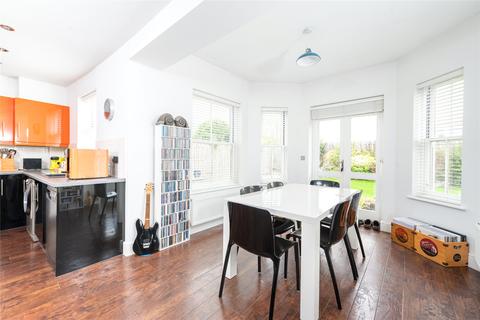 22 Bronte Avenue, Fairfield, Hitchin, SG5 4FB