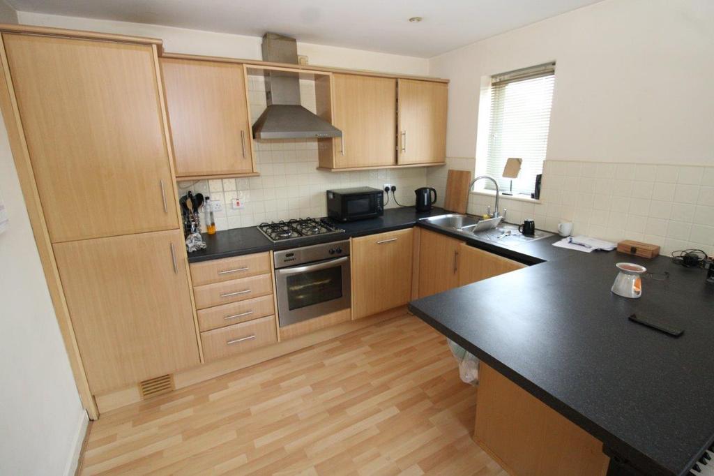 Oaken Royd Croft, Elsecar, Barnsley 2 bed flat - £77,500