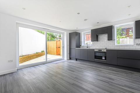 1 bedroom end of terrace house for sale - Kingston Lane, Teddington, TW11