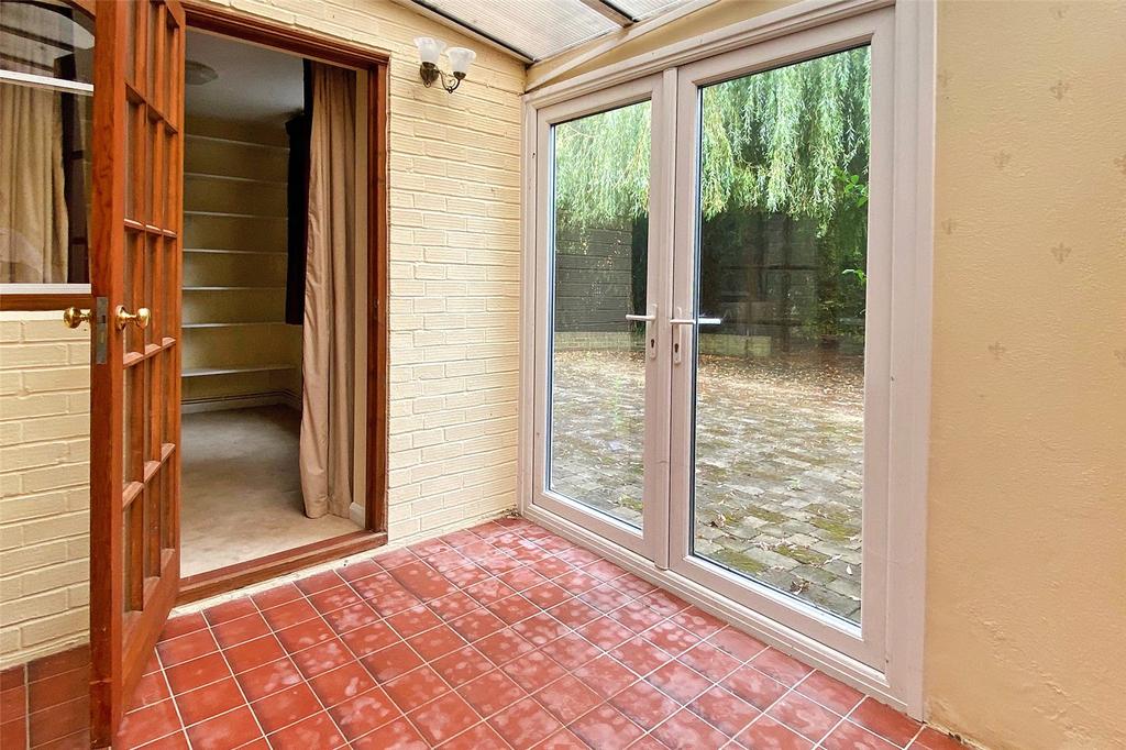 North Lane, East Preston, West Sussex 4 bed semidetached house £600,000