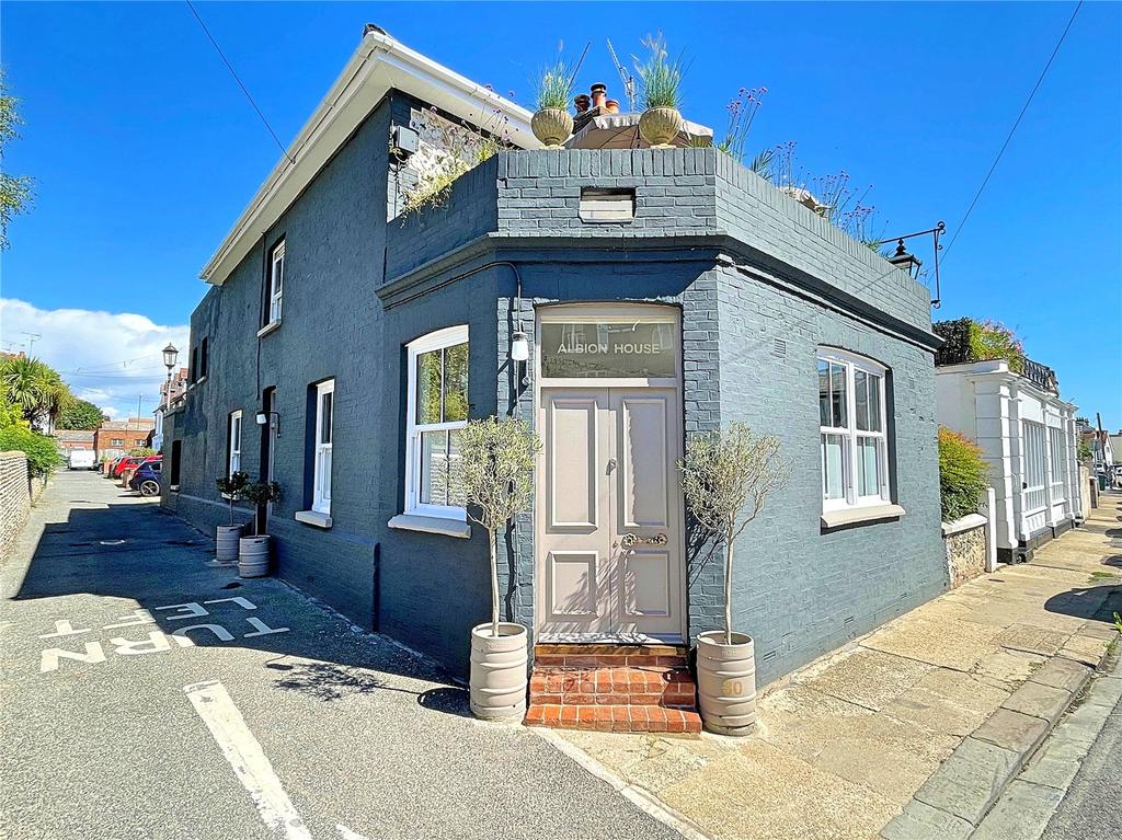River Road, Littlehampton, West... 5 bed end of terrace house £700,000