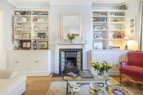 19 Bridgford Street, London, SW18 3TQ