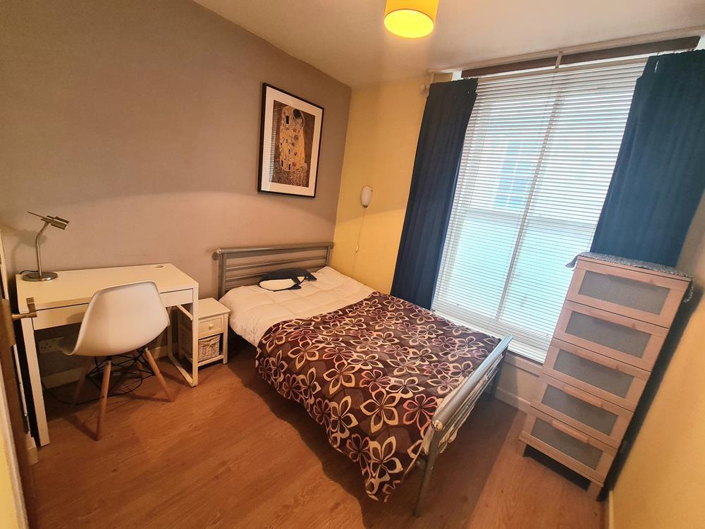 Bedroom2