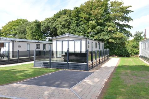 2 bedroom mobile home for sale - Naish Estate,New Milton,BH25 7RF