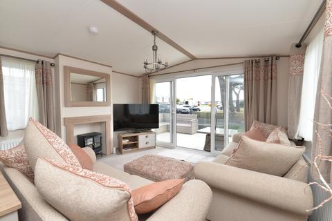 2 bedroom mobile home for sale - Naish Estate,New Milton,BH25 7RF