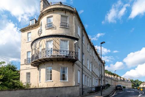 2 bedroom apartment to rent, Camden Crescent, Bath