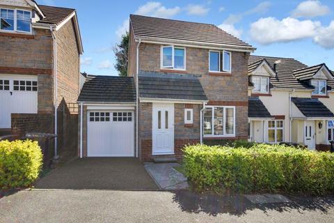2 Bramble Path, Landkey, Barnstaple, EX32 0UG