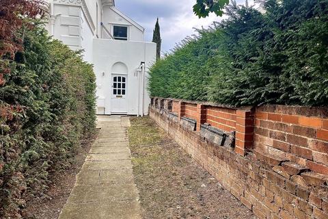 Exeter - 3 bedroom cottage to rent