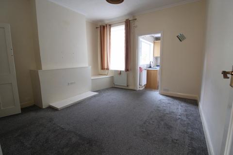 2 bedroom terraced house to rent, Gordon Street, Gainsborough