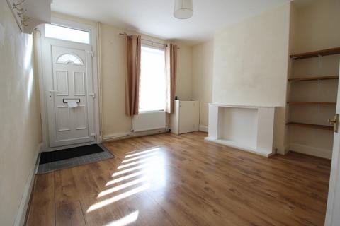 2 bedroom terraced house to rent, Gordon Street, Gainsborough