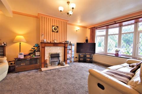 7 Roughtons, Chelmsford, CM2 8PE
