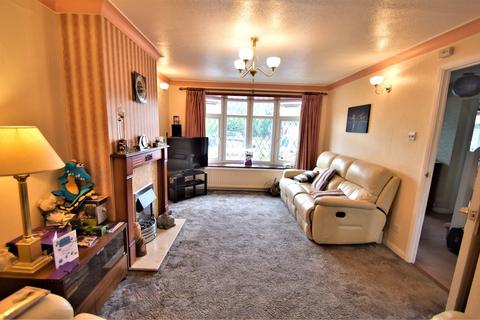7 Roughtons, Chelmsford, CM2 8PE