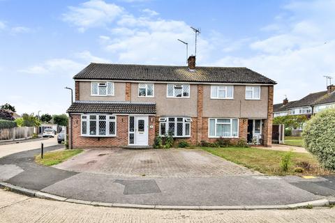 7 Roughtons, Chelmsford, CM2 8PE