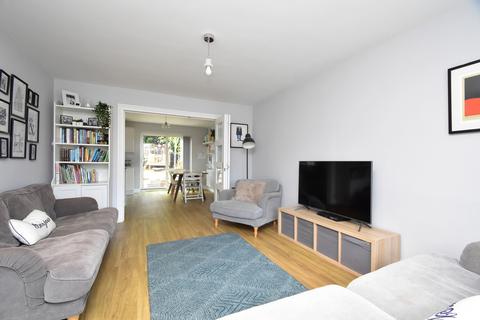 25 Bramble Drive, Purdis Farm, Ipswich, IP3 8ST