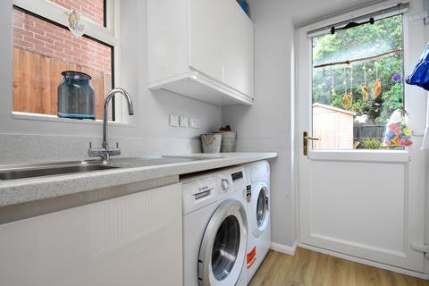 25 Bramble Drive, Purdis Farm, Ipswich, IP3 8ST