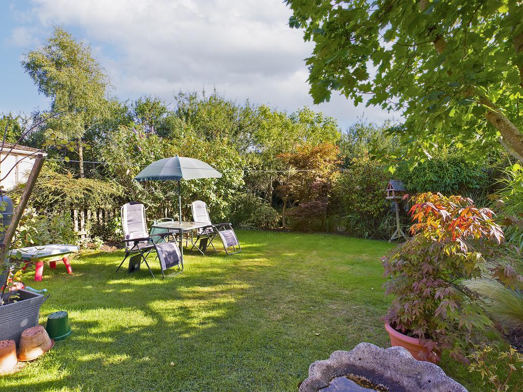 Alwyn Gardens, Upton, Chester 3 bed semidetached house for sale £290,000