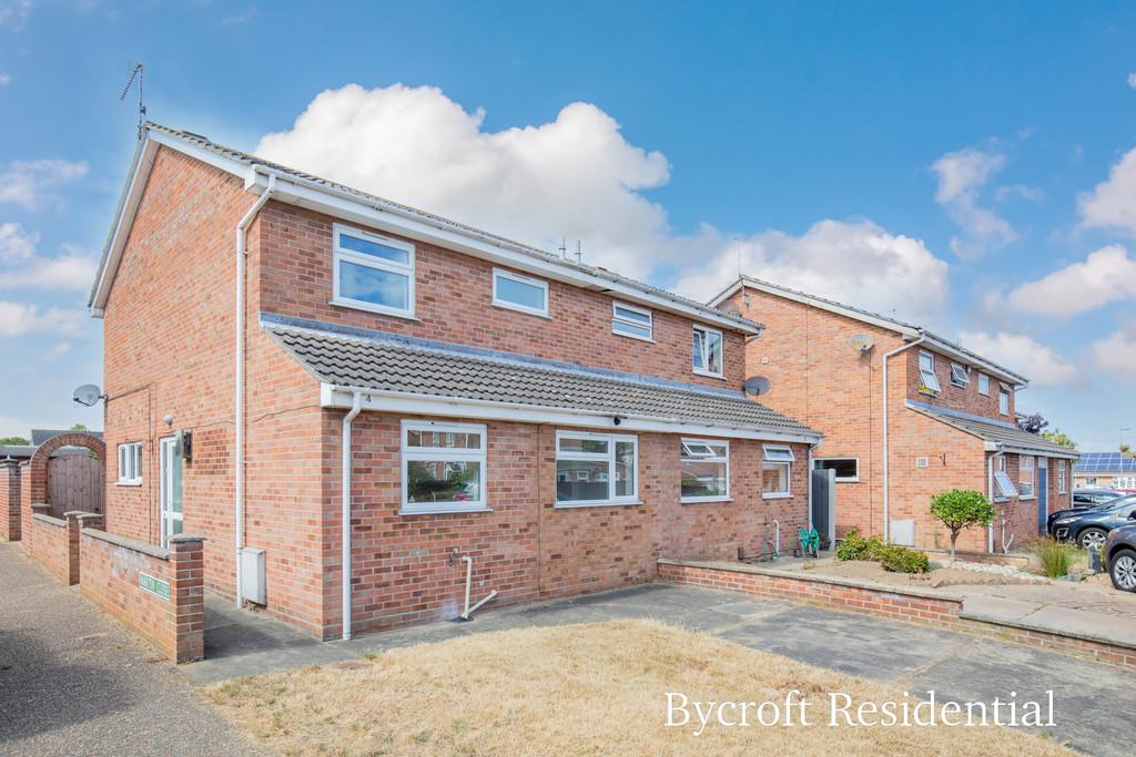 Martin Close, Bradwell 4 bed semidetached house for sale £275,000