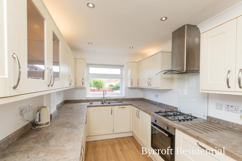 Martin Close, Bradwell 4 bed semidetached house for sale £275,000