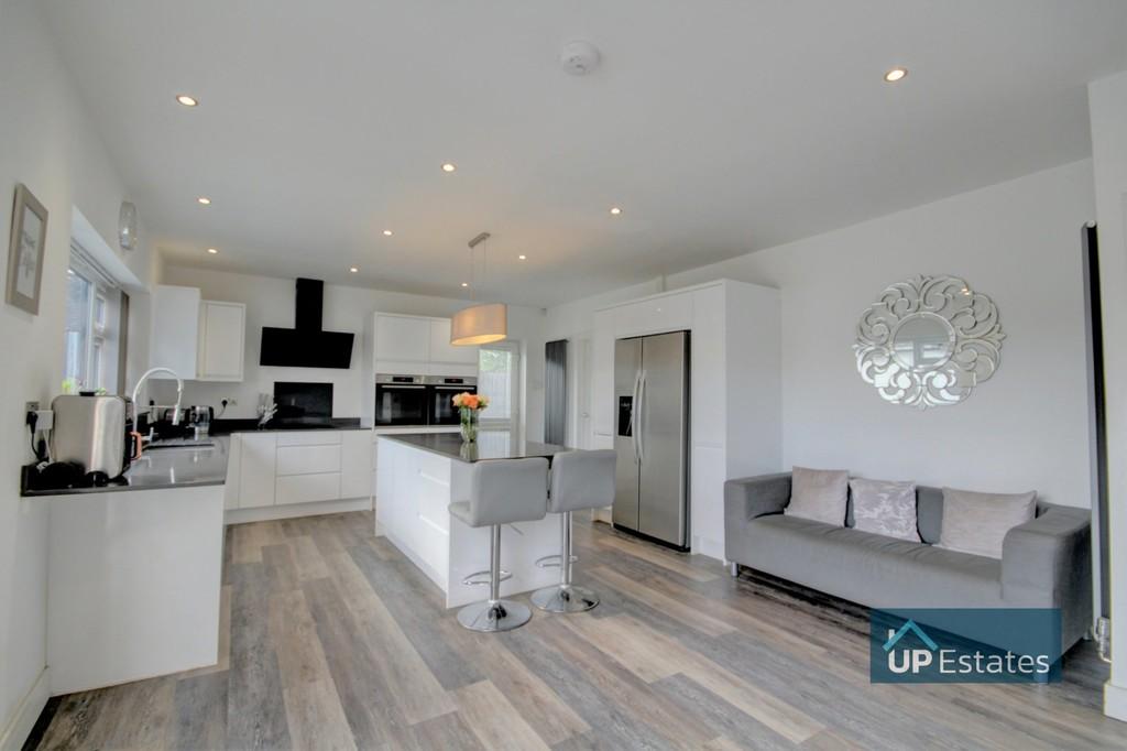 Lutterworth Road, Nuneaton 3 bed semidetached house for sale £550,000