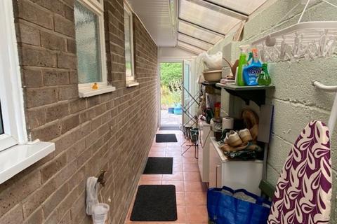 5 Cardigan Crescent, Weston-super-mare, BS22 8NS