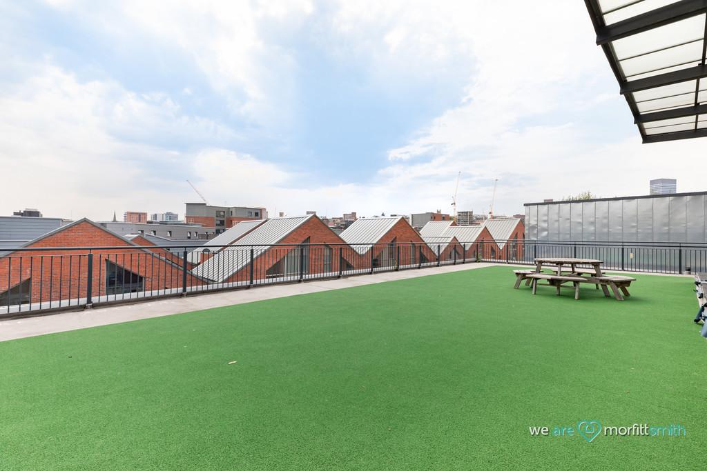 Communal Roof Terrace