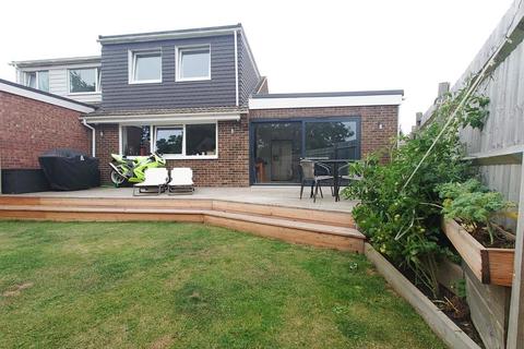 1 Mitchelldean, Peacehaven, BN10 8EF