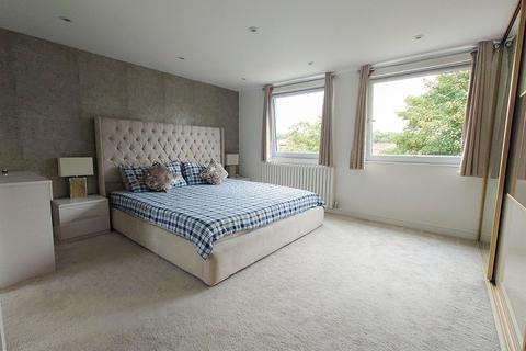 1 Mitchelldean, Peacehaven, BN10 8EF
