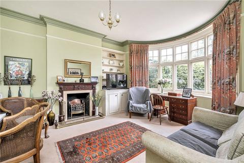 17 Murray Road, London, SW19 4PD