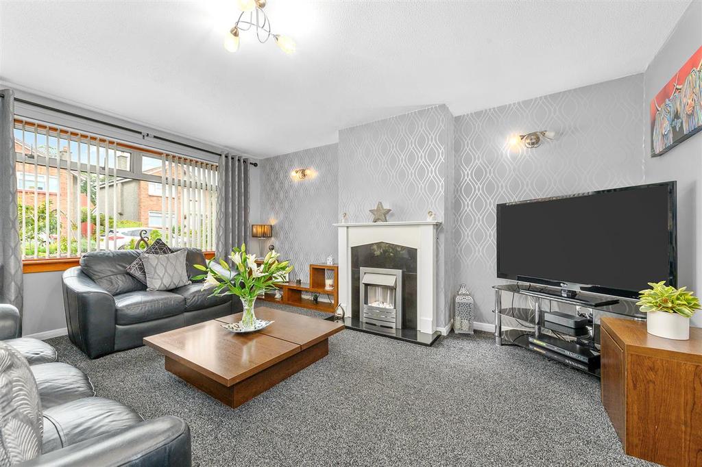 Kingsley Avenue, Stenhousemuir 3 bed semidetached house £210,000