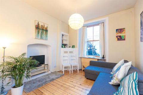 2 bedroom flat to rent, Thorntree Street, Edinburgh, EH6