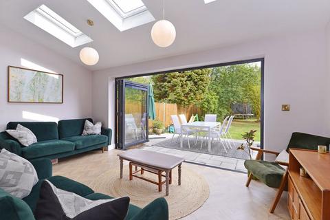 Camelias Rowly Drive, Cranleigh, GU6 8PN