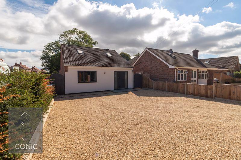 School Road, Drayton, Norwich 3 bed chalet for sale £375,000