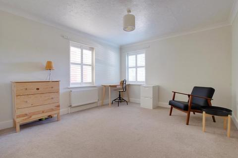 6, Silver Ferns Brookley Road, Brockenhurst, SO42 7PQ