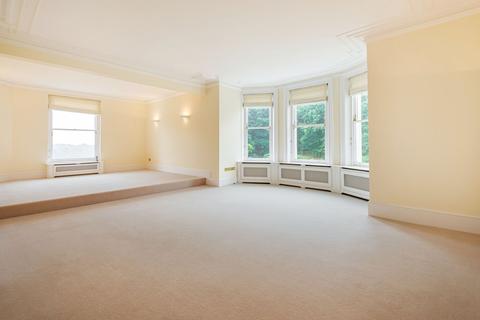 2 bedroom flat for sale - Kings Ride House, Prince Albert Drive, Ascot, Berkshire