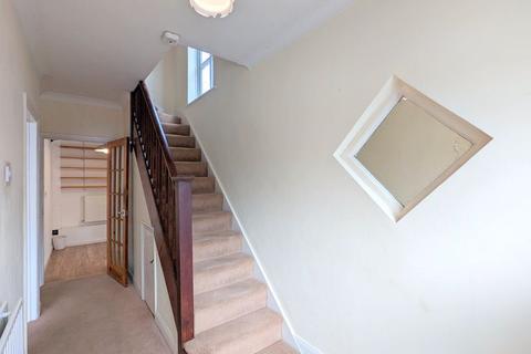42 Alfred Road, Feltham, TW13 5DJ