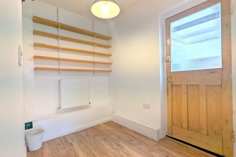 42 Alfred Road, Feltham, TW13 5DJ