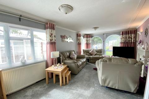 2 bedroom chalet for sale - Williams Grove , Dunnikier Park, Kirkcaldy, KY1