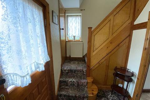 88 Clifton Crescent, Sheffield, S9 4BE