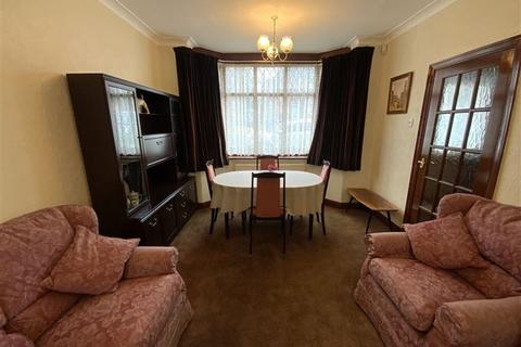 88 Clifton Crescent, Sheffield, S9 4BE