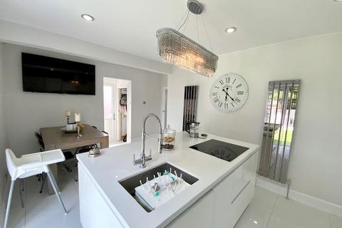 31 Ballifield Road, Sheffield, S13 9HW