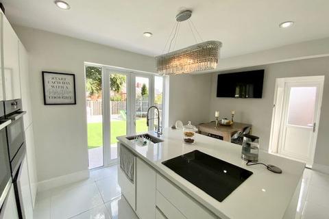 31 Ballifield Road, Sheffield, S13 9HW