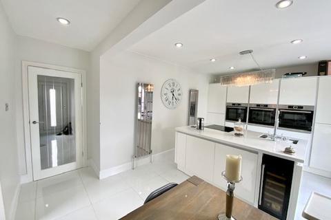 31 Ballifield Road, Sheffield, S13 9HW
