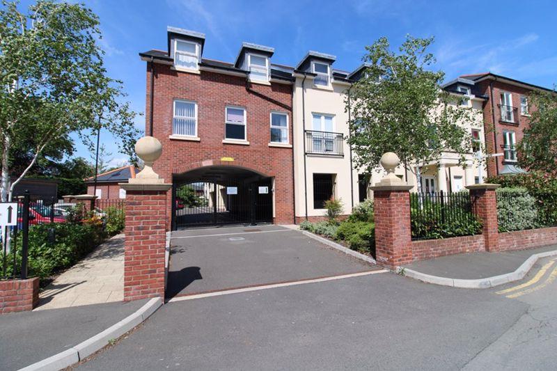 Swan Meadow, Monmouth Road, Abergavenny 2 bed retirement property for
