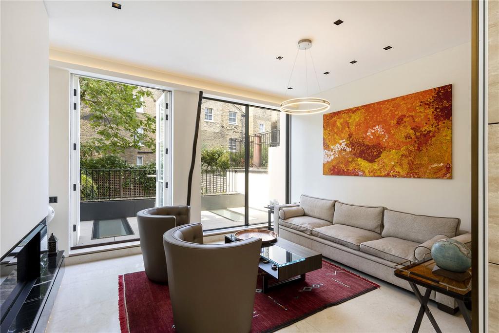Moore Street, SW3 4 bed terraced house for sale £6,750,000
