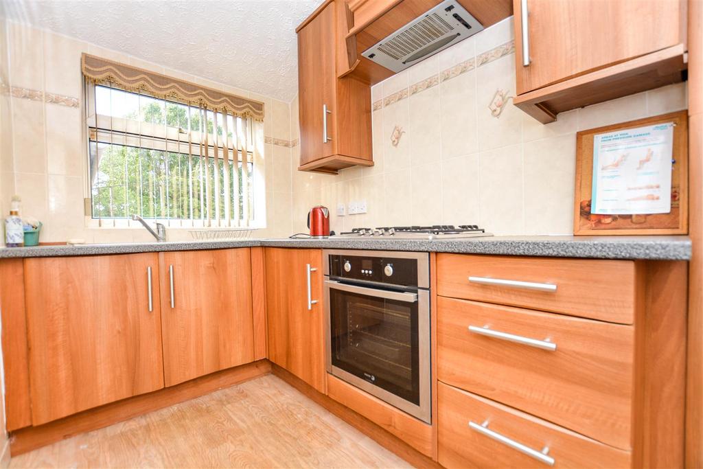Rochdale Road, Scunthorpe 3 bed semidetached house £165,000