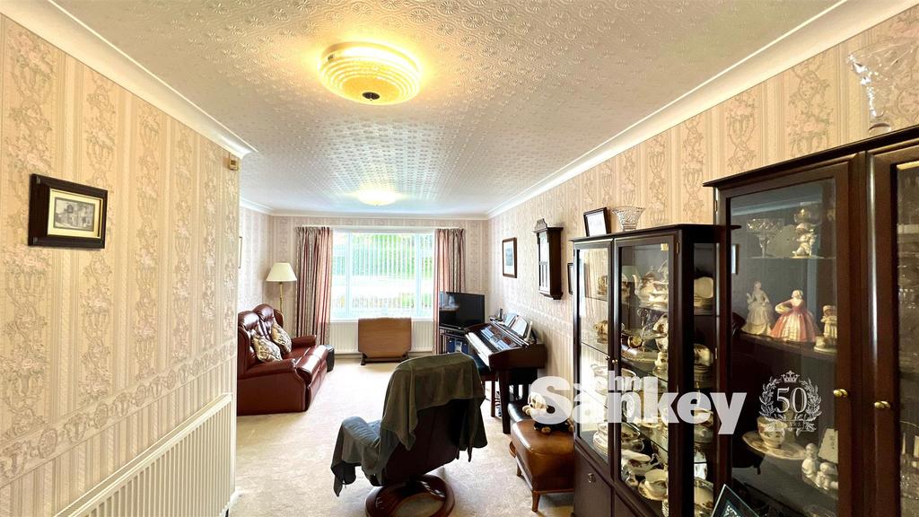 Wellow Road, Ollerton, Newark 3 bed detached house for sale £280,000