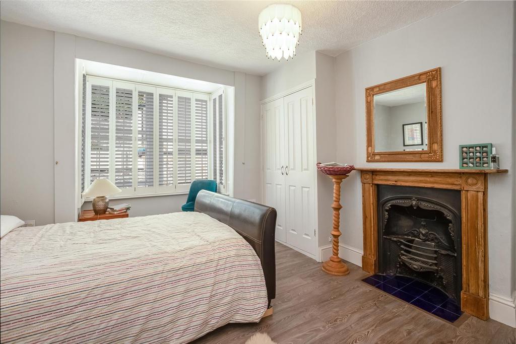A18 - Dartmouth, Roseville Street - 220825.jpg