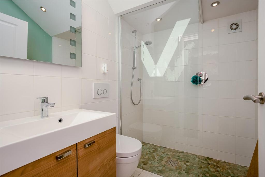 A20 - Dartmouth, Roseville Street - 220825.jpg
